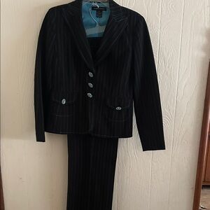 Elegant Black Pinstripe Women's Blazer